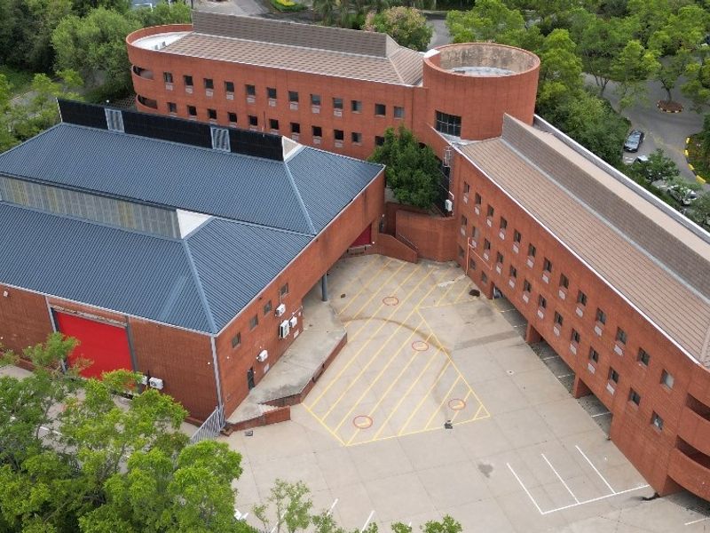Premium Office Space Available in Waterfall Office Park, Midrand - Photo 2