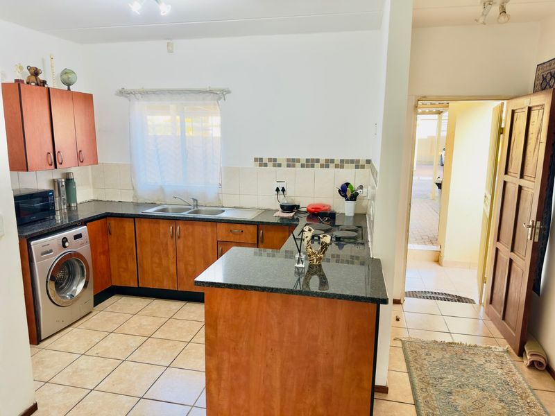 Your New Home Awaits! - Photo 4