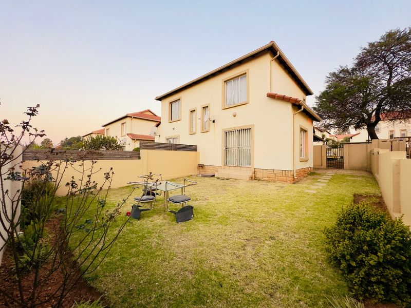 Your New Home Awaits! - Photo 2