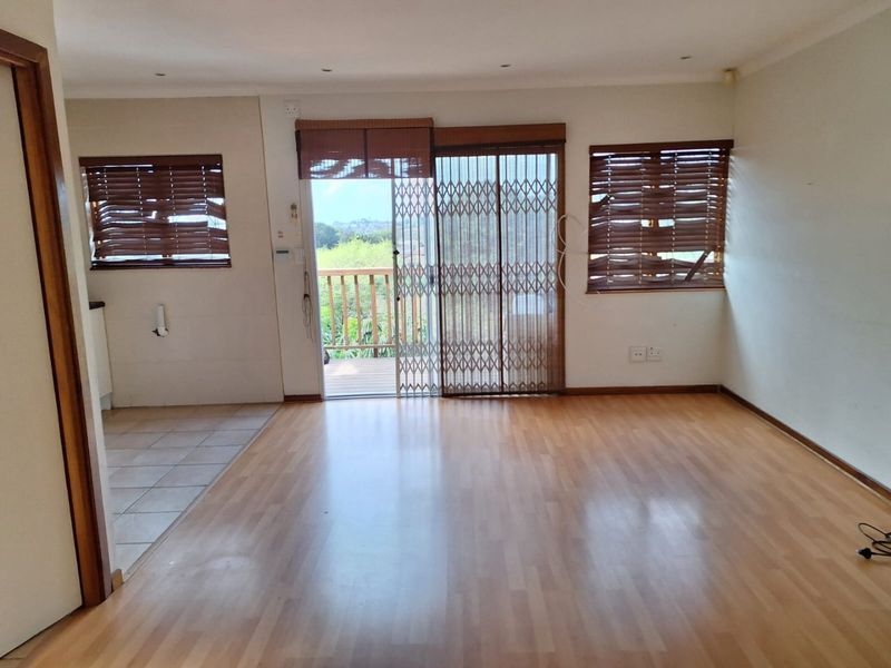 Cosy 1 Bed Cottage in Westville  - Photo 2