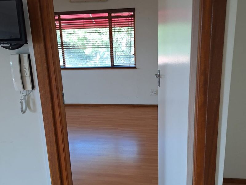Cosy 1 Bed Cottage in Westville  - Photo 8