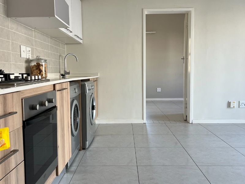1 Bedroom Apartment/Flat to rent in Fish Eagle View - Photo 4