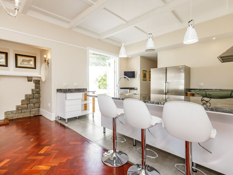 PARTLY FURNISHED - NO DEPOSIT - 4 BED - 3.5 BATH - 2 DOUBLE GARAGES - INVERTER - STAFF QUARTER - PET FRIENDLY - Photo 8