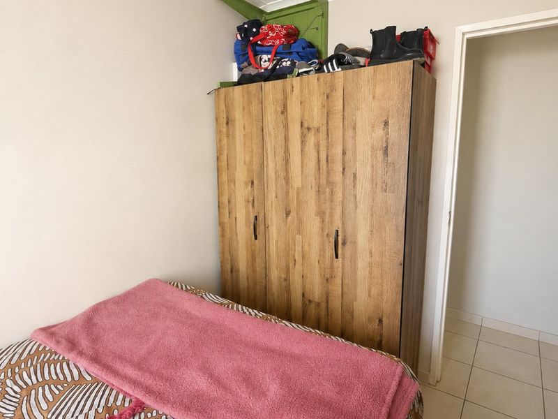 Neat & Secure 2-Bedroom Home – Perfect for First-Time Buyers! - Photo 9
