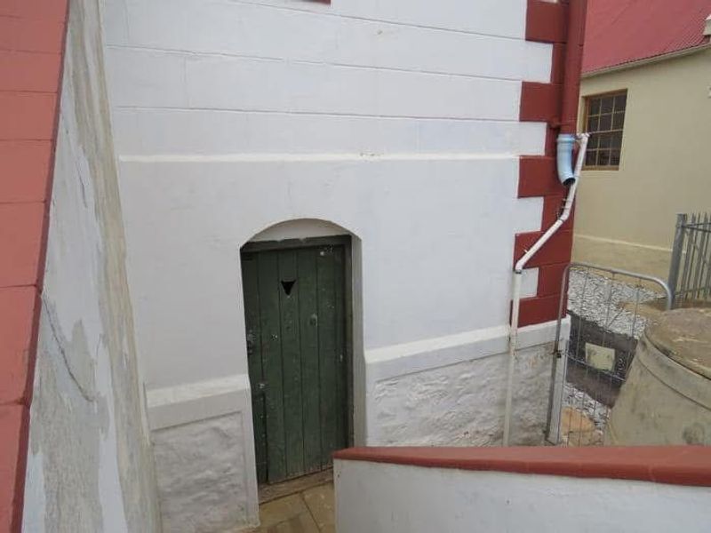 Investment Property: Where History Meets Opportunity - Photo 8