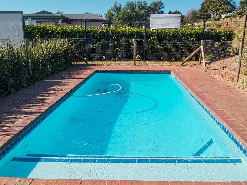 2 Bed 2 bath Simplex in the secure Mountain View Estate - Photo 10