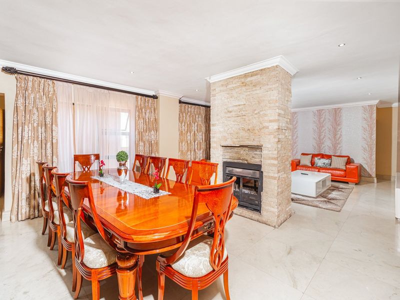 Splendid Family Home in Blue Valley - Photo 9
