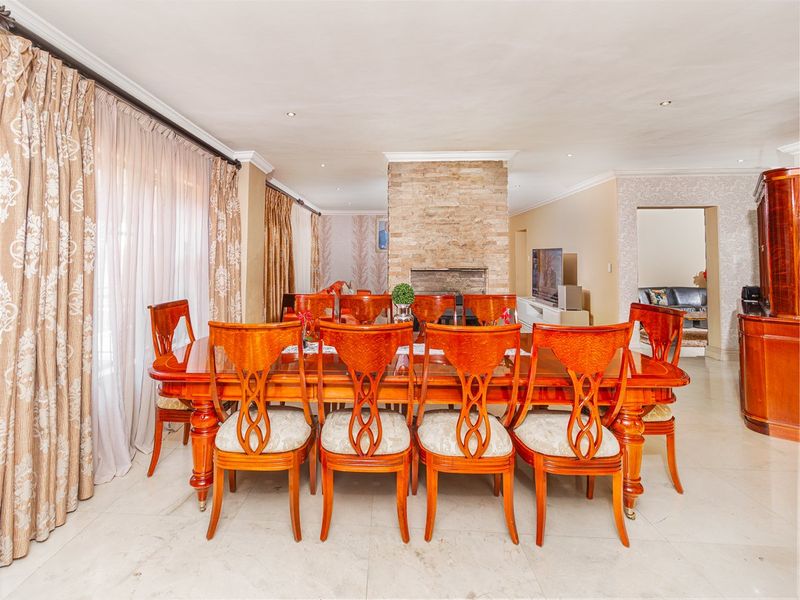 Splendid Family Home in Blue Valley - Photo 7