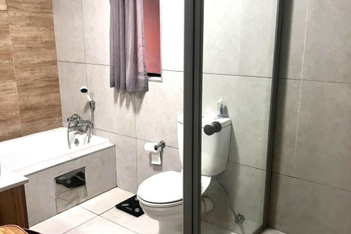 Modern Pet-friendly Garden Apartment in the heart of Modderfontein - Photo 3