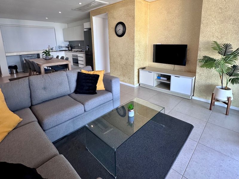 Luxury Coastal Living in the Heart of Sibaya – Available Fully Furnished - Photo 5