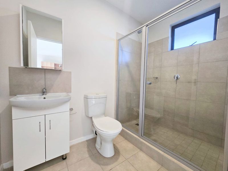 Modern Apartment in a Secure Lifestyle Estate - Photo 6