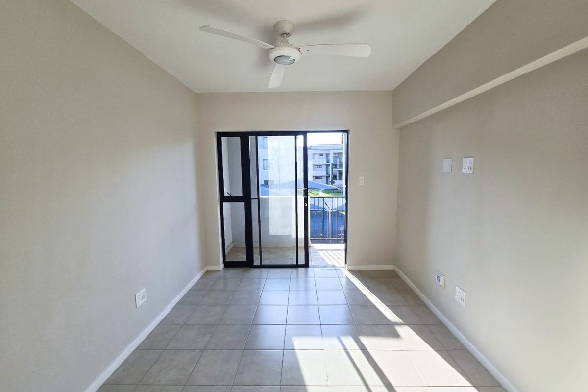 Modern Apartment in a Secure Lifestyle Estate - Photo 4