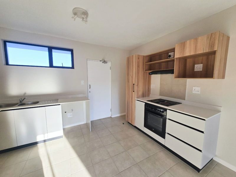 Modern Apartment in a Secure Lifestyle Estate - Photo 3
