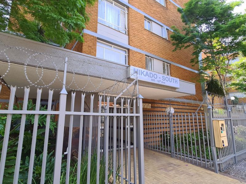 3 Full Title Neighbouring buildings sold together with 142 apartments R10 640 000.00 annual gross income! - Photo 10