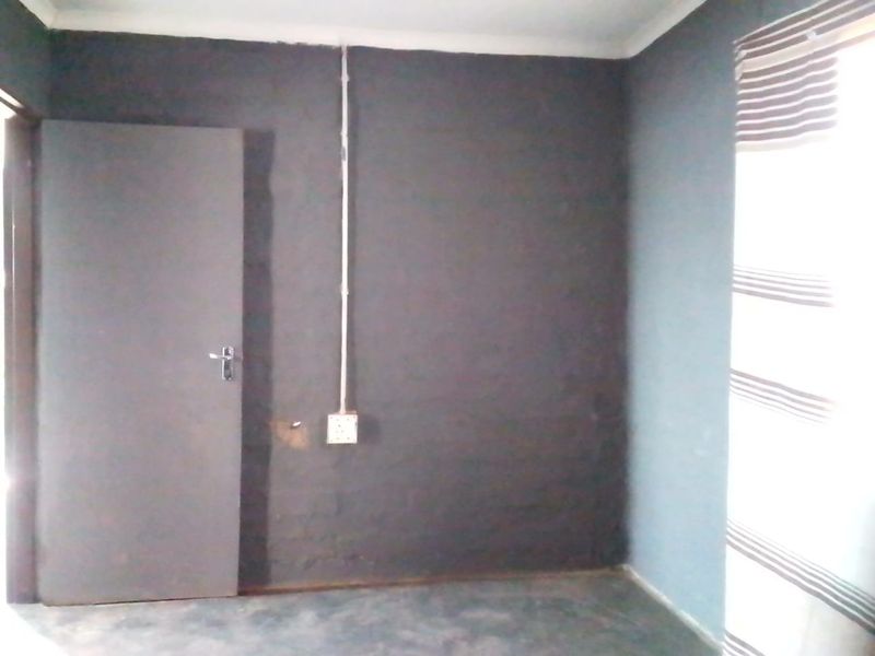 2 bedroom house for rental  - Photo 4