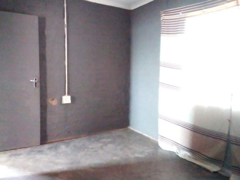 2 bedroom house for rental  - Photo 3