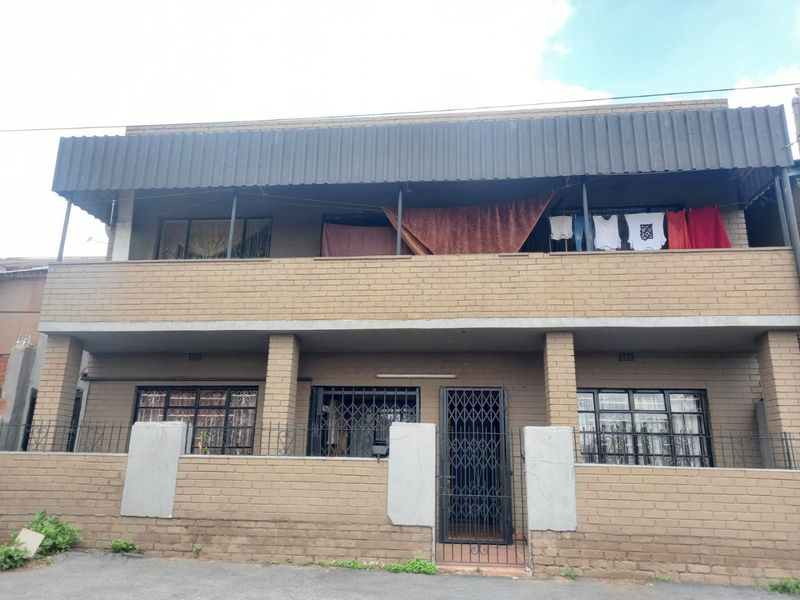 9 Bed House in Actonville for Sale - Photo 2