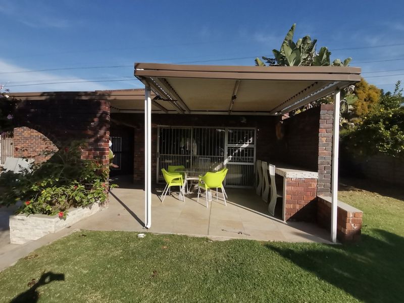 Nice Northfacing  Spacious 3-Bedroom Home in a Beautiful, Well-Maintained Estate - Photo 6