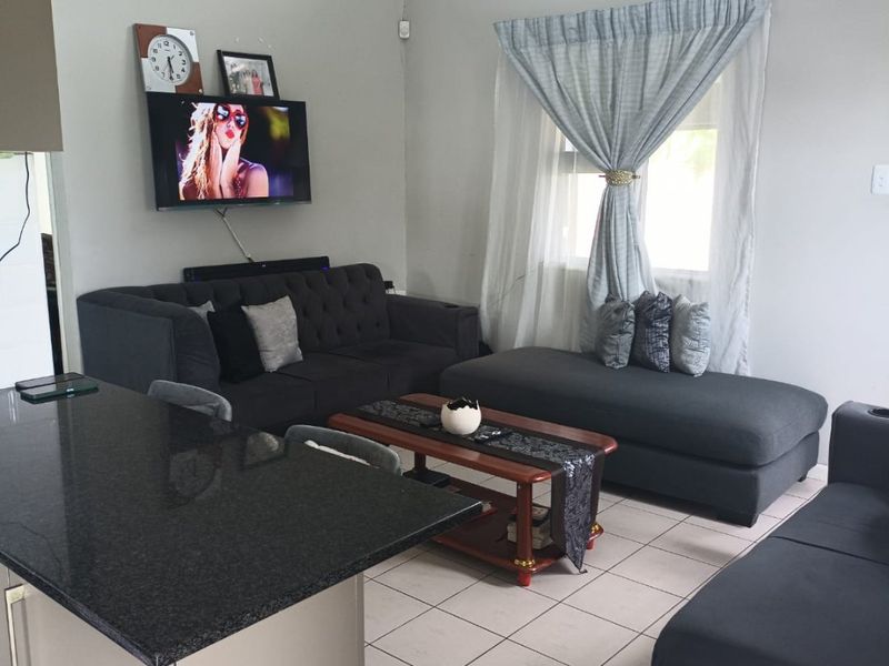 2 bedroom  house for sale in Parsonvlei - Photo 6