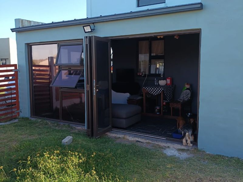 2 bedroom  house for sale in Parsonvlei - Photo 2