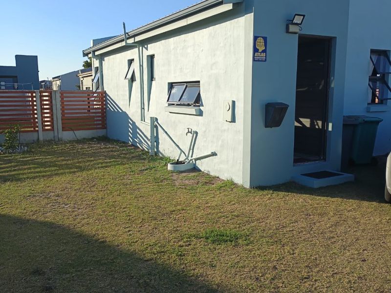 2 bedroom  house for sale in Parsonvlei - Photo 3