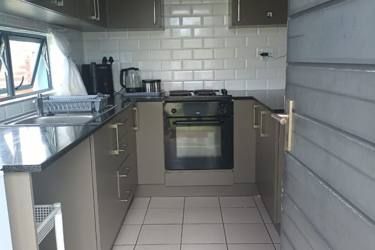 2 bedroom  house for sale in Parsonvlei - Photo 5