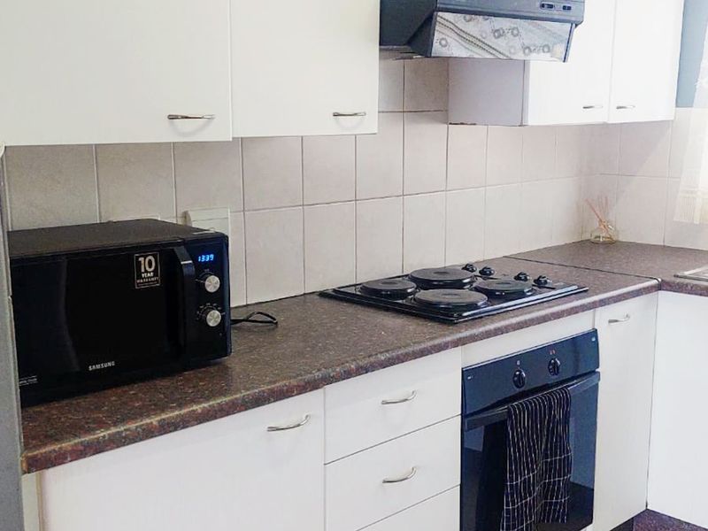 2 Bedroom Apartment  - Photo 3