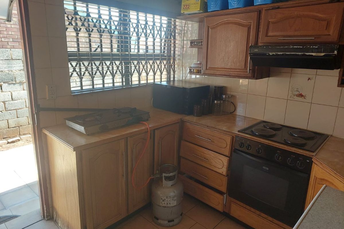 3 bedroom home for sale in Spruitview - Photo 3