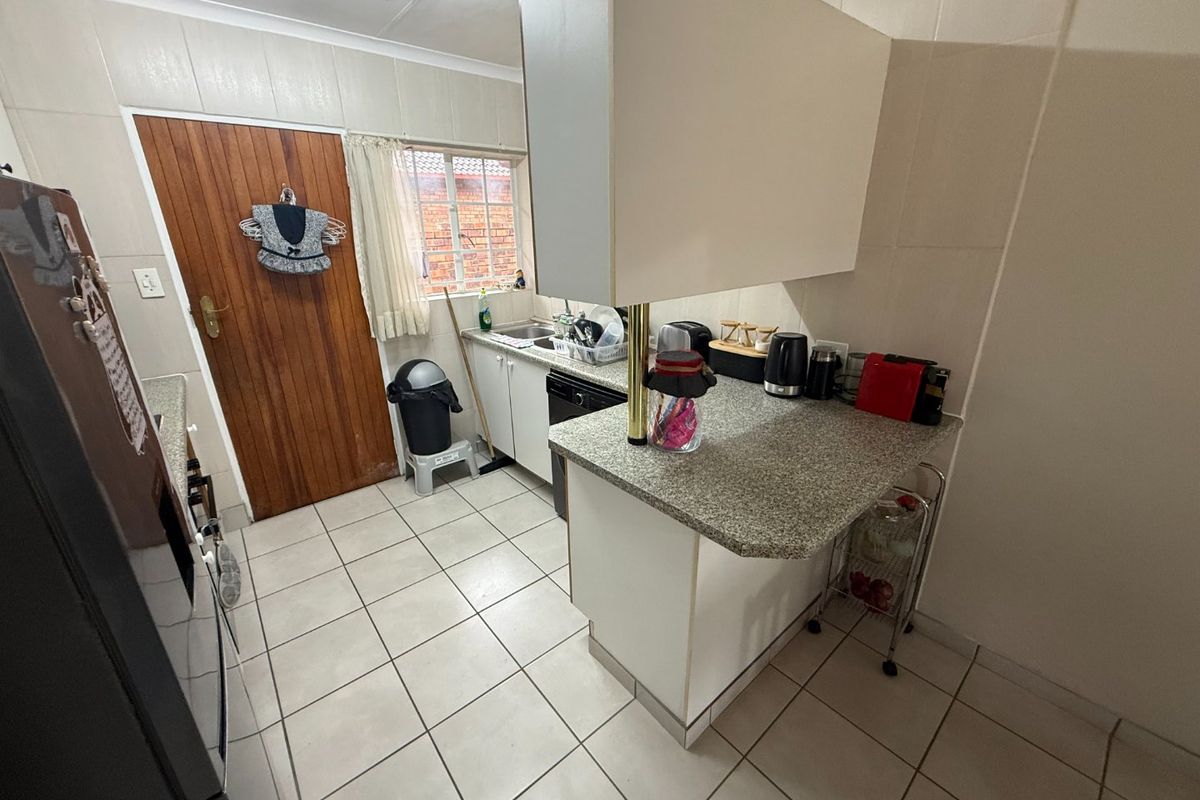 Perfect Rental in Highveld! - Photo 4