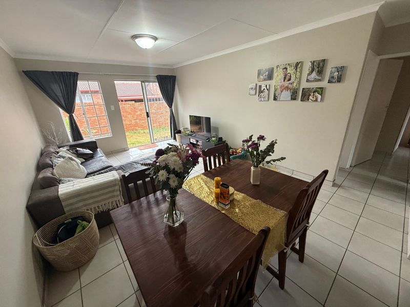 Perfect Rental in Highveld! - Photo 3