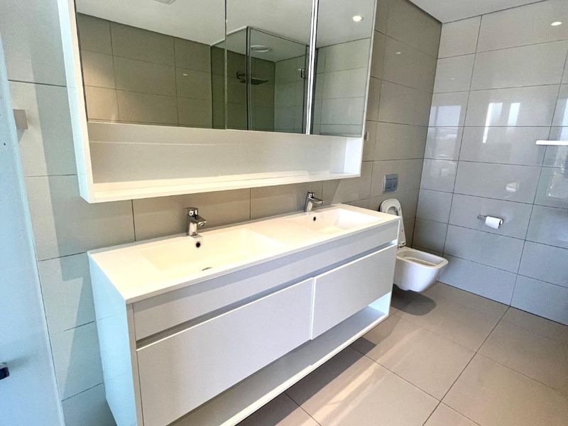 Modern 2-Bedroom Apartment | Park Central, Rosebank - Photo 7