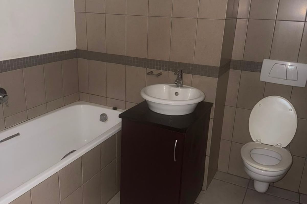 BACHELOR APARTMENT FOR RENT – JOHANNESBURG - Photo 5