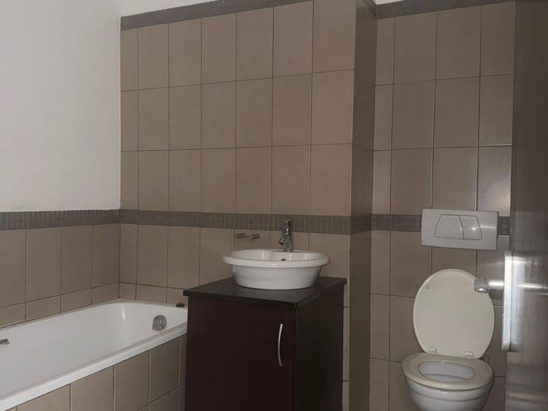 BACHELOR APARTMENT FOR RENT – JOHANNESBURG - Photo 6