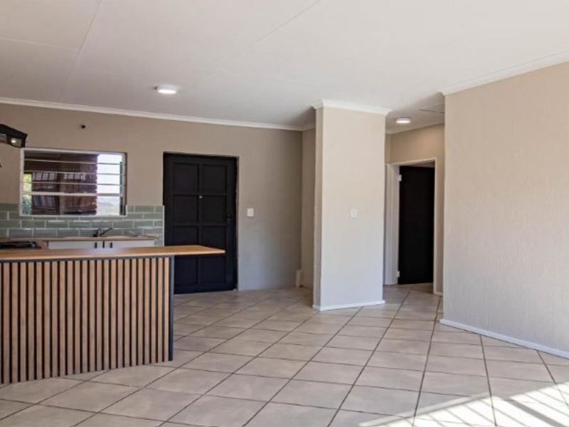 2 Bedroom Apartment for Sale | Honey Rock Estate, Roodepoort - Photo 3