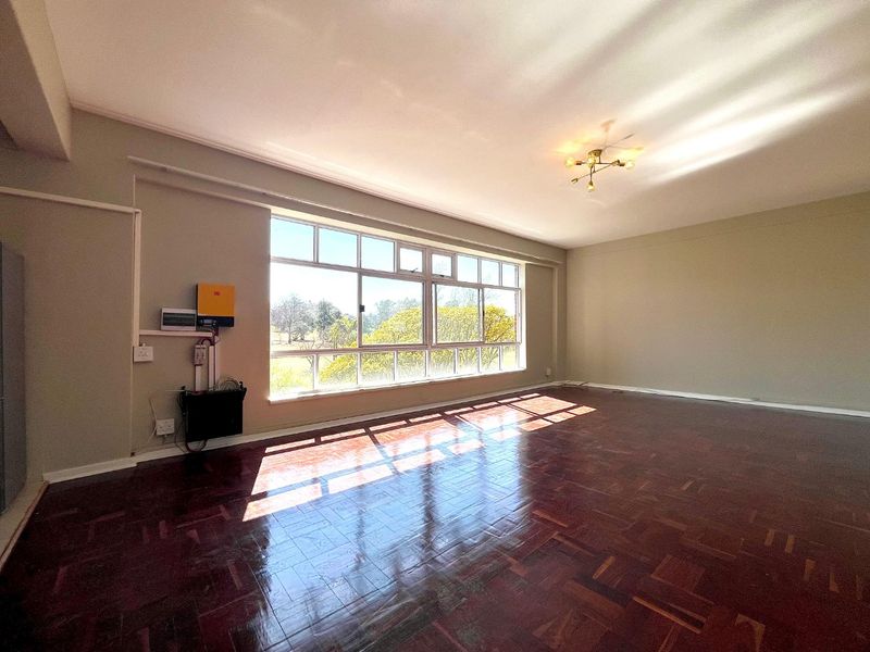 Stylish Melrose North flat with views - Photo 4