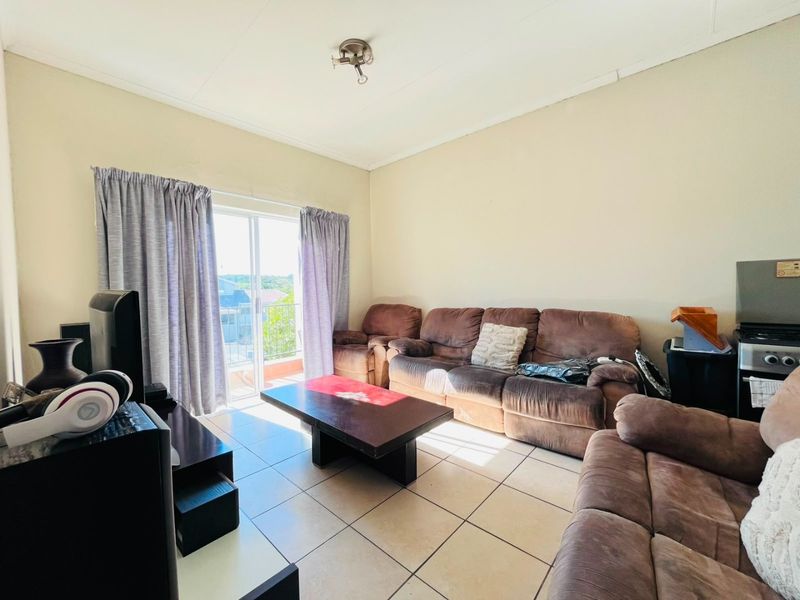 2 Bed Apartment in Beacon Bay North for Sale - Photo 7
