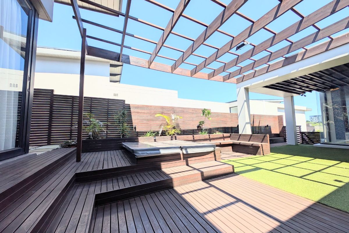  Luxury Coastal Living in Gold Coast Estate, Sibaya  - Stunning 4 bedroom all ensuite home  - available now - Photo 2