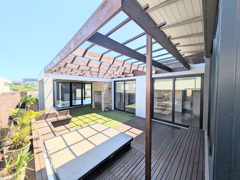  Luxury Coastal Living in Gold Coast Estate, Sibaya  - Stunning 4 bedroom all ensuite home  - available now