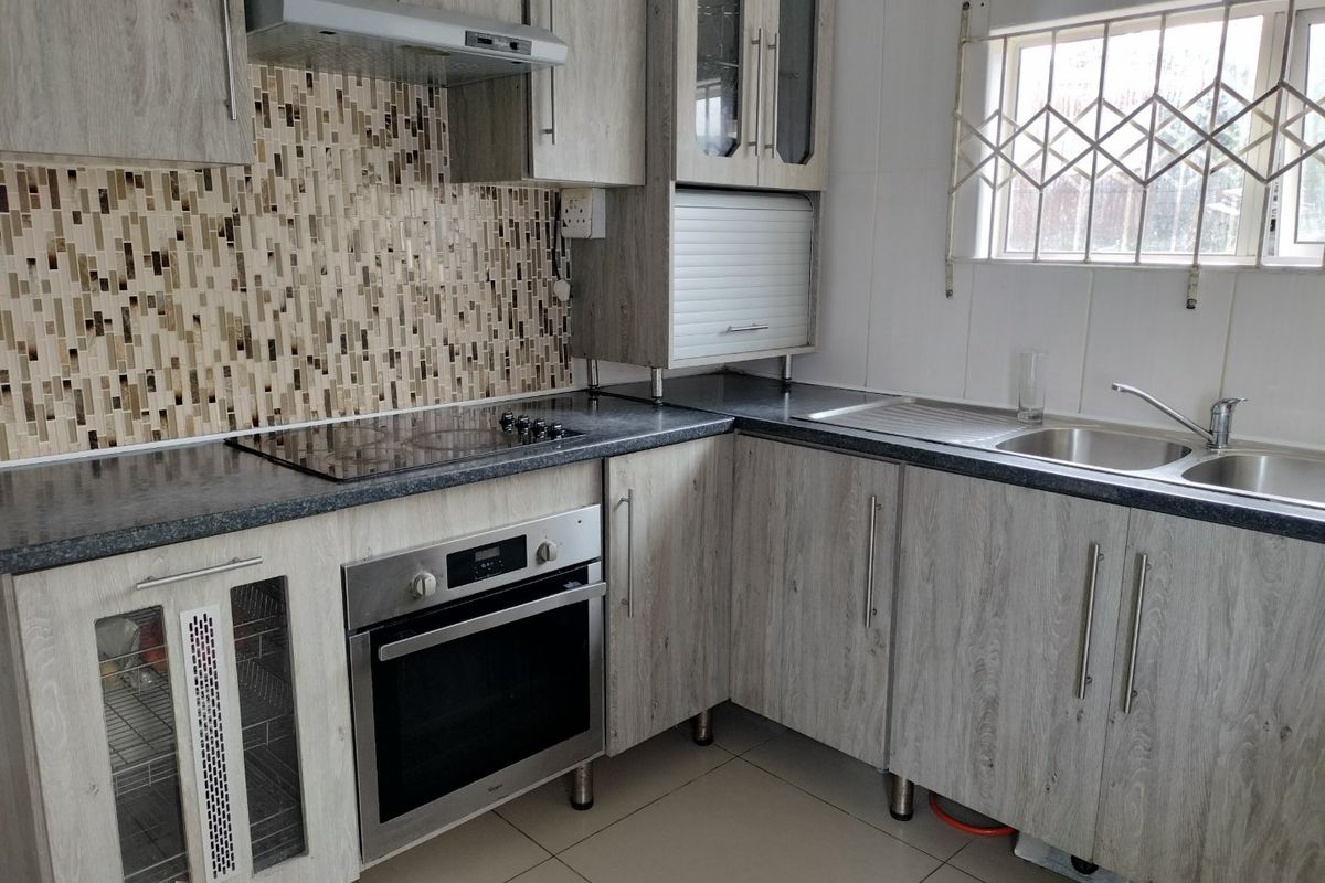 3 Bed House in Mdantsane Nu 4, Mdantsane for Sale - Photo 4