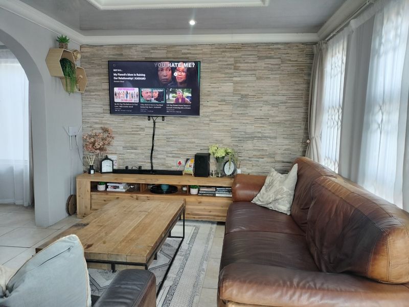 3 Bed House in Mdantsane Nu 4, Mdantsane for Sale - Photo 3
