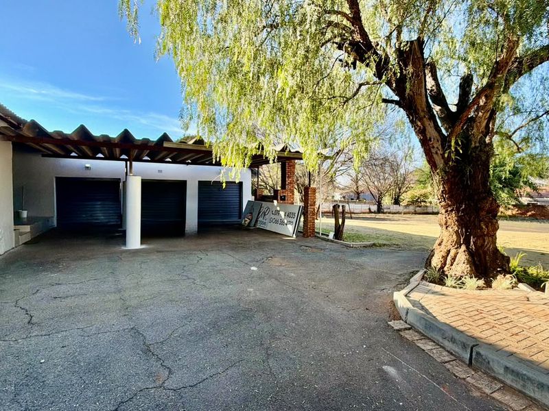 Commercial property for sale in Wilkoppies - Photo 3