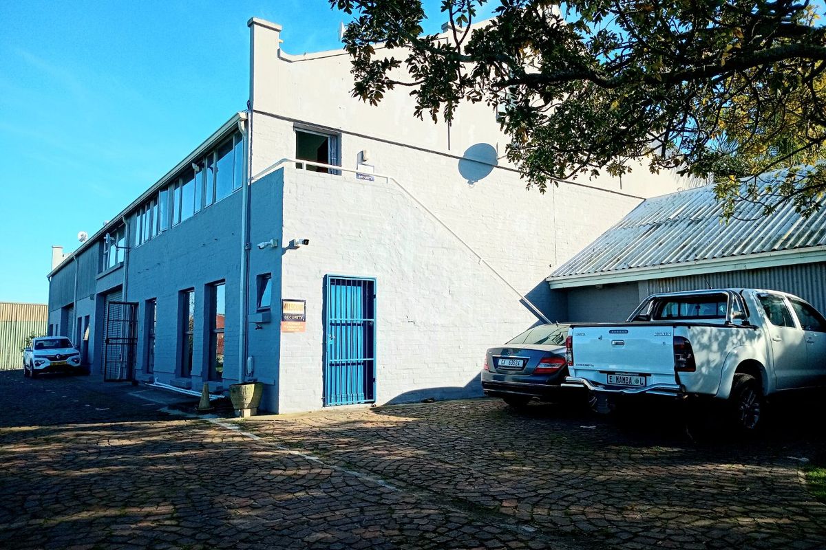 Prime Central Knysna Commercial Property with Established Tenancies and Lagoon Views - Photo 5