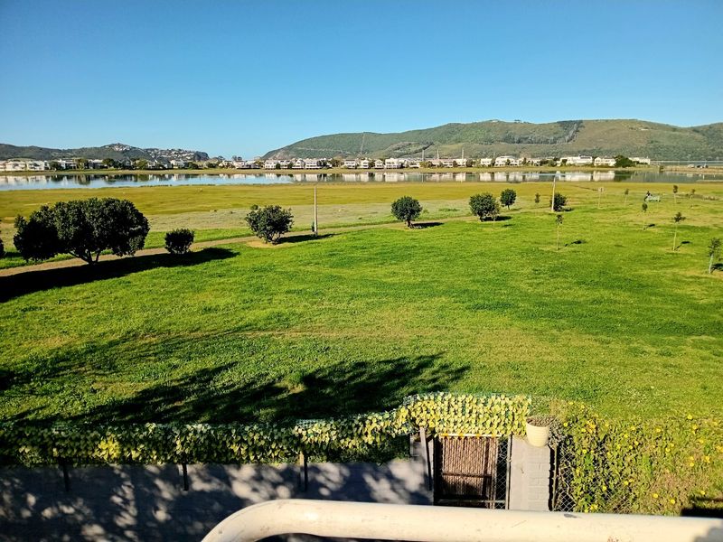 Prime Central Knysna Commercial Property with Established Tenancies and Lagoon Views - Photo 4