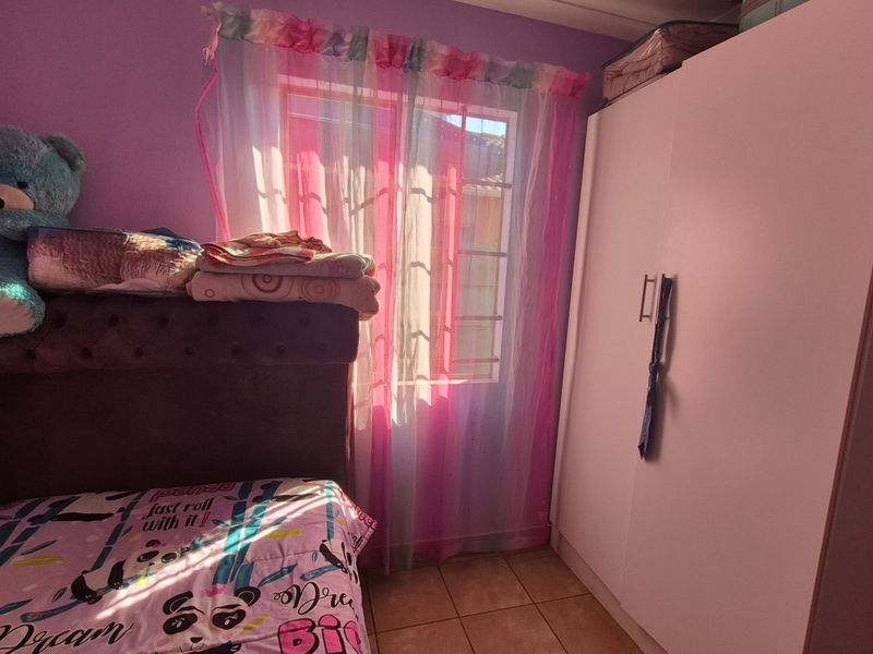 Cozy Sky City Home with Safe Parking - Photo 7