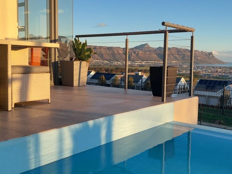 Spectacular Fairhaven Retreat, 2 Bedrooms - Photo 6