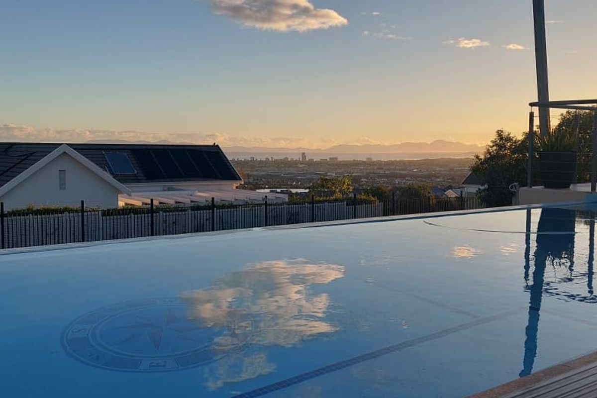 Spectacular Fairhaven Retreat, 2 Bedrooms - Photo 5