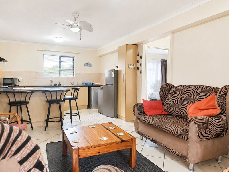 Fully Furnished Apartment with Confirmed December Bookings - Photo 6
