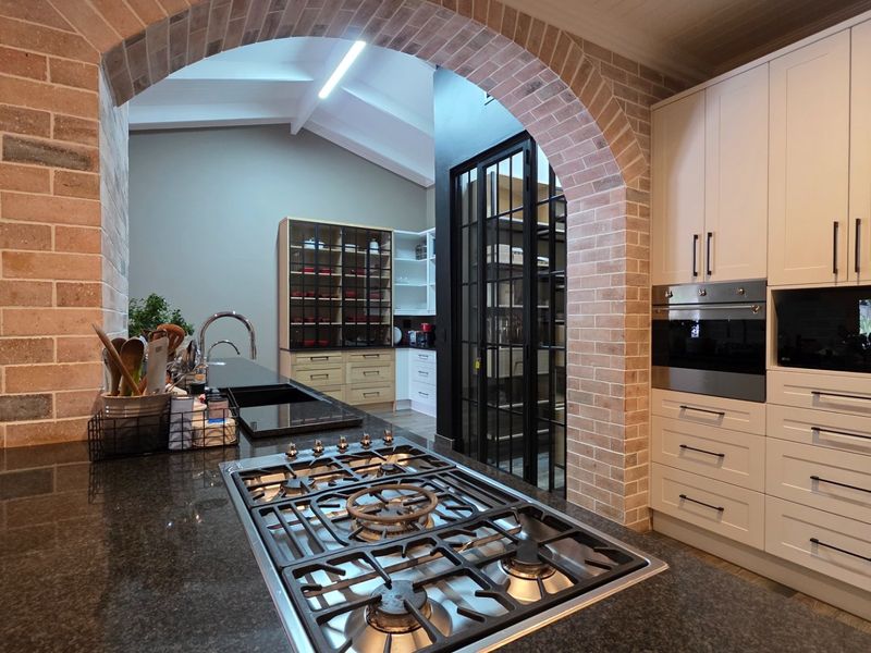 A HOME BEYOND IMAGINATION !!! BEAUTY IS AN UNDERSTATEMENT !!!! - Photo 10
