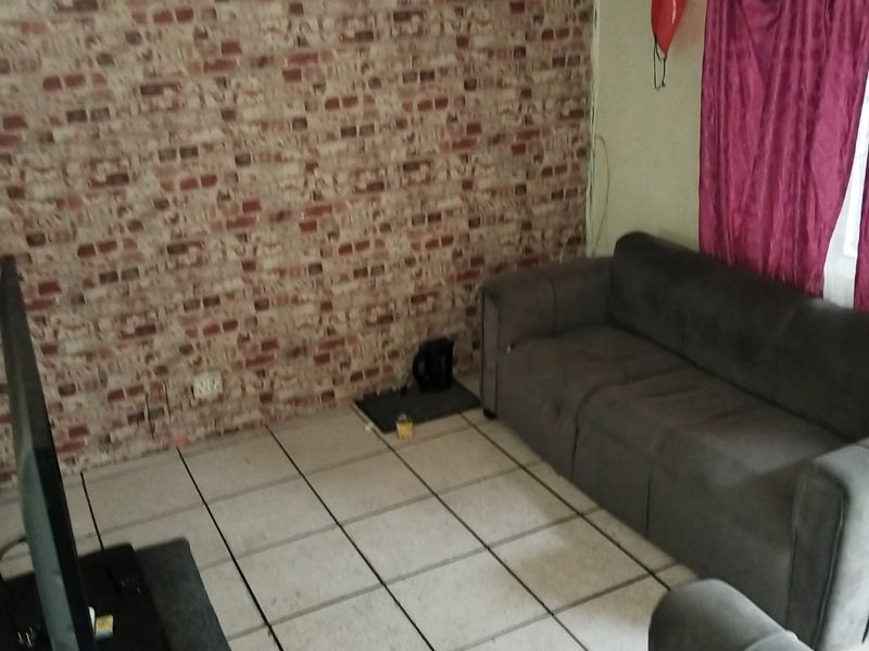HOUSE FOR SALE SCOTTSVILLE KRAAIFONTEIN - Photo 7