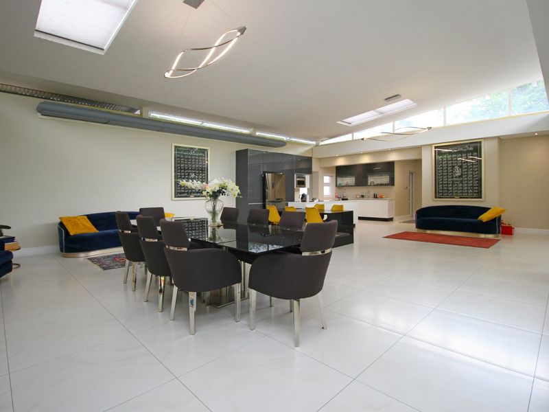 9 Bedroom Home in Hurlingham - Photo 5